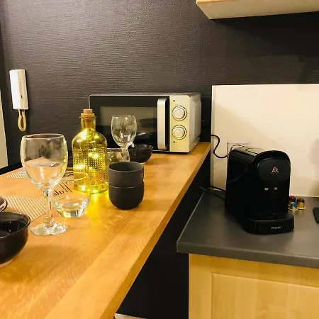Apartment In Py' - Rdc Plein Centre